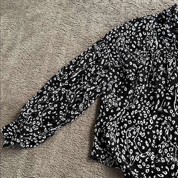 Ted Baker Lodon Black and White Leopard Wildside Print Button Up Puff Sleeve 4 - Picture 7 of 11